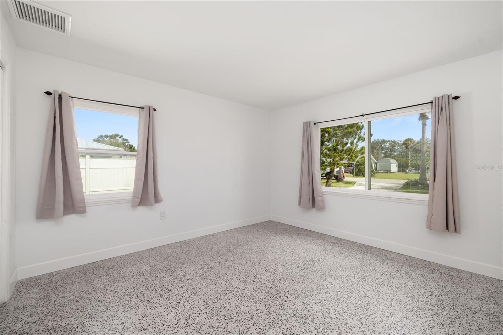 HIGHLAND SHORES SECOND UNIT - Residential