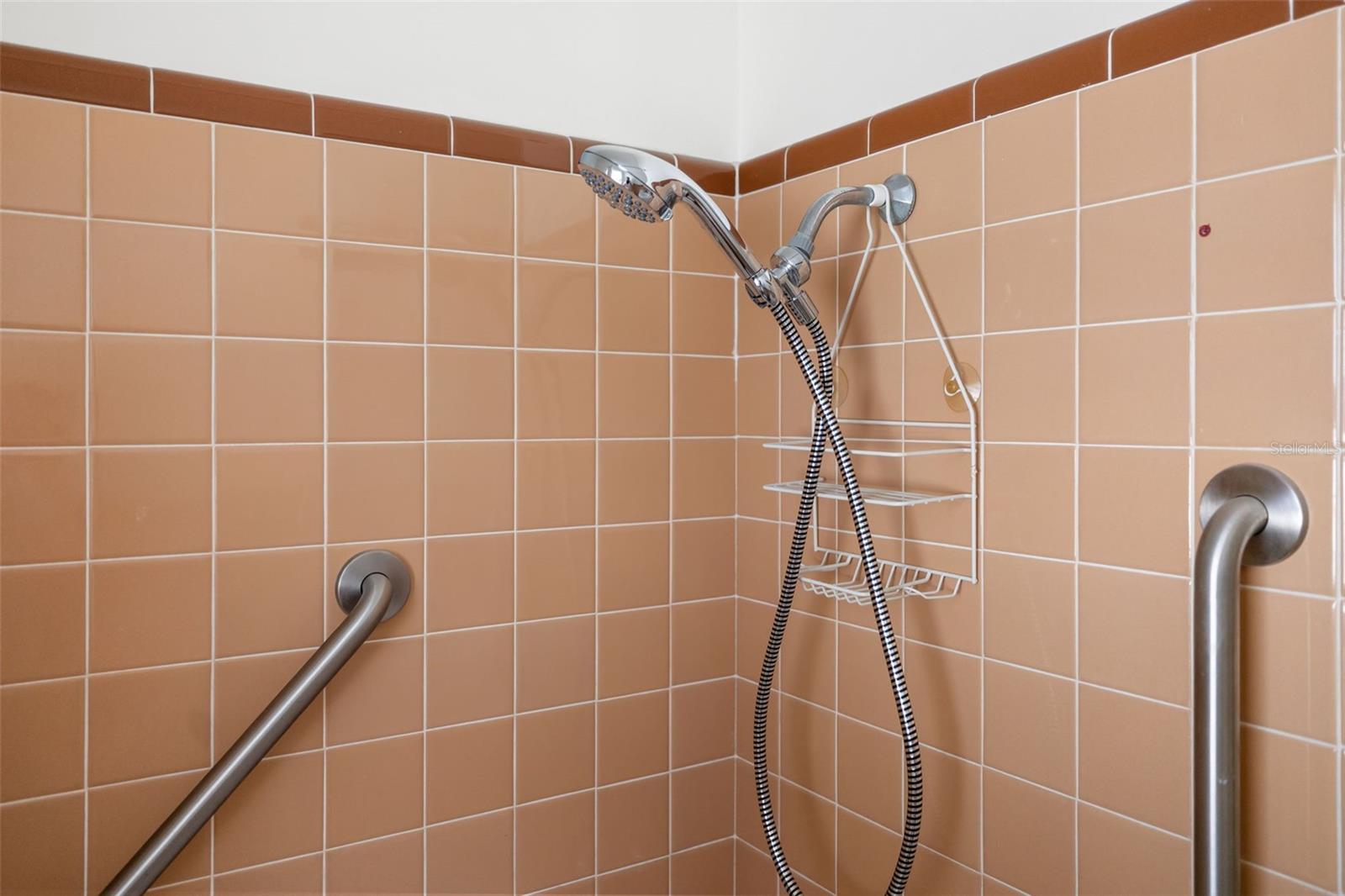 HIGHLAND SHORES SECOND UNIT - Residential