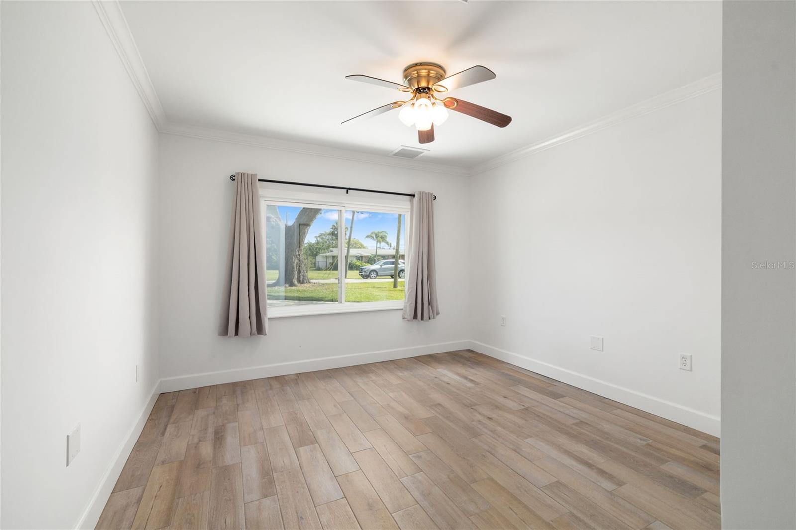 HIGHLAND SHORES SECOND UNIT - Residential