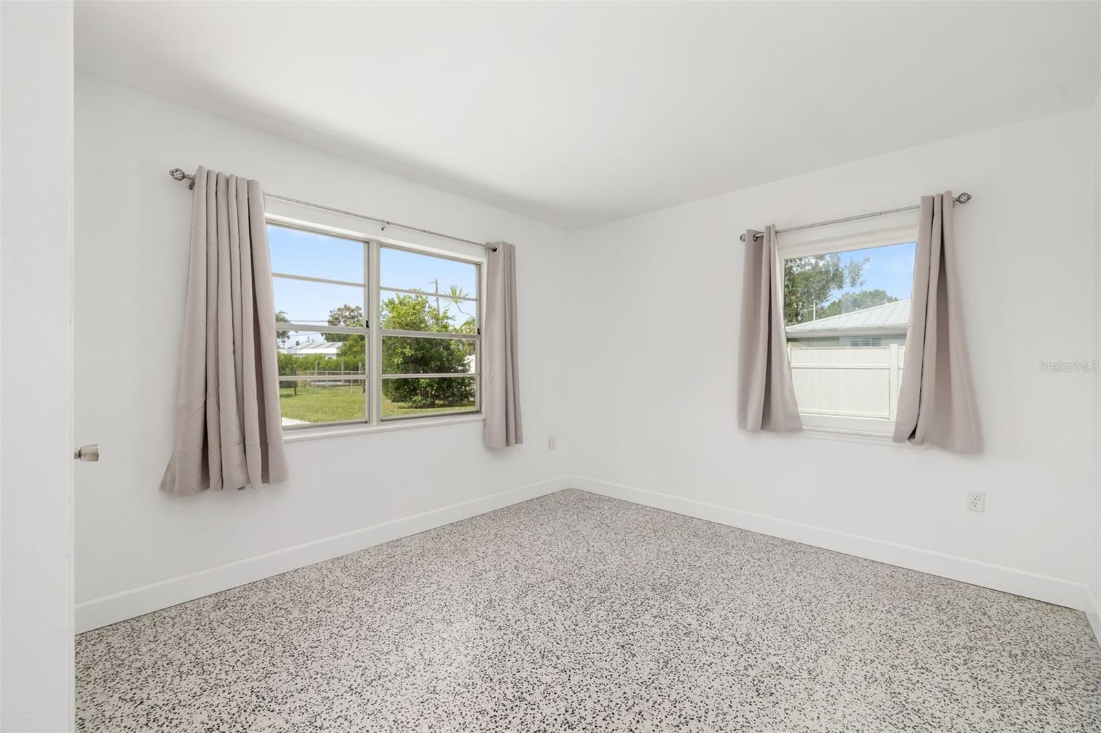 HIGHLAND SHORES SECOND UNIT - Residential