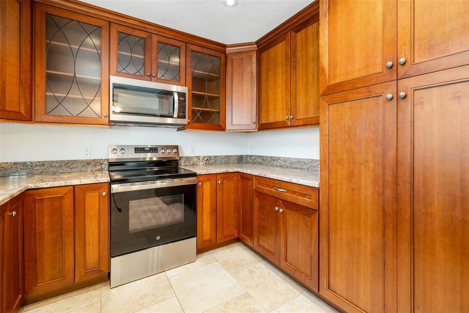 HIGHLAND SHORES SECOND UNIT - Residential