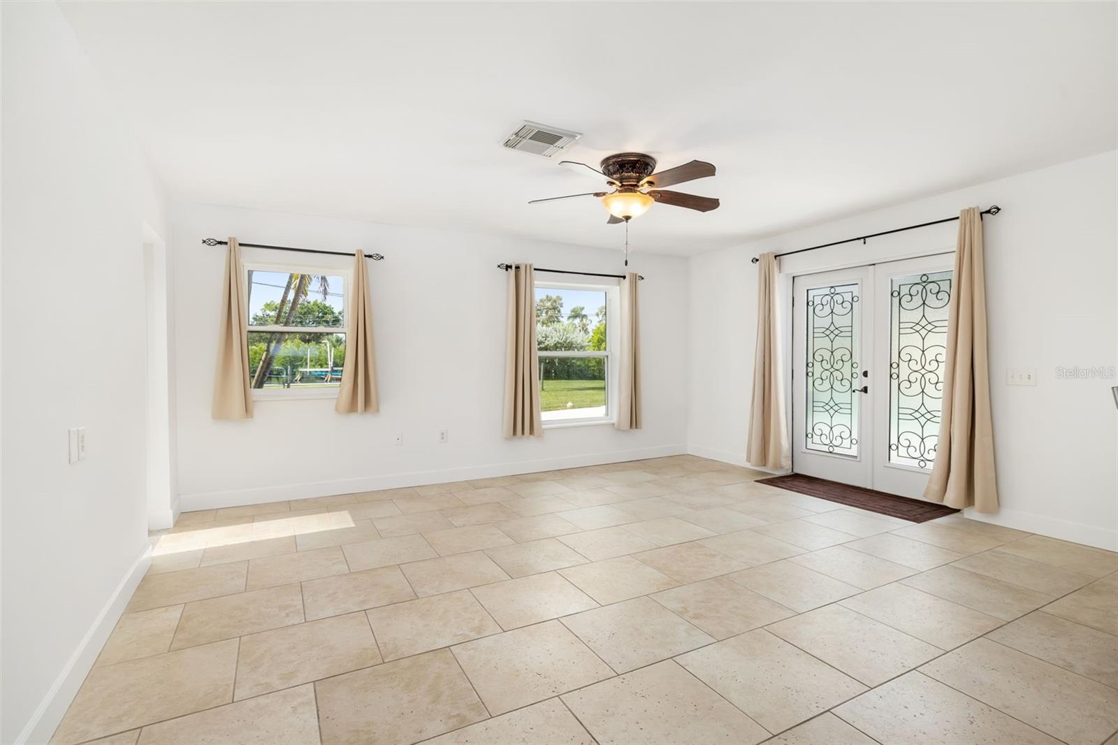 HIGHLAND SHORES SECOND UNIT - Residential