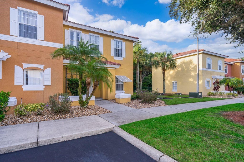 Photo of 1113 Park Ridge Circle, Kissimmee, FL 34746 (MLS # S5151434)