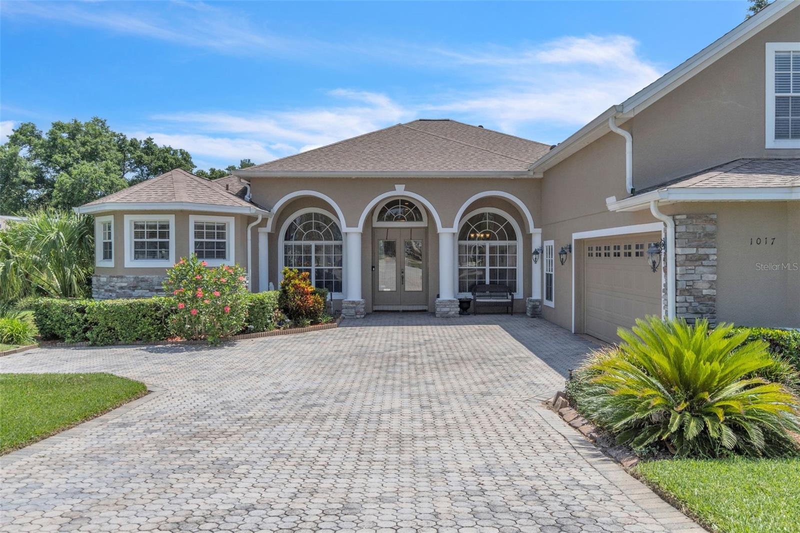 1017 PARKSIDE POINTE BOULEVARD