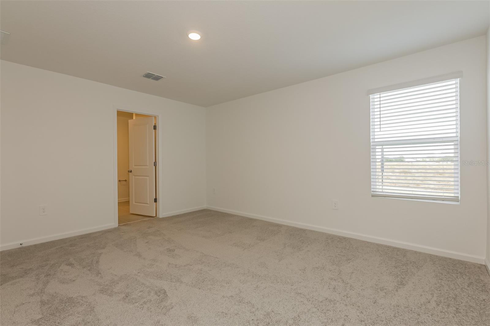 HUNT CLUB/LK WALES PH 1 - Residential Lease