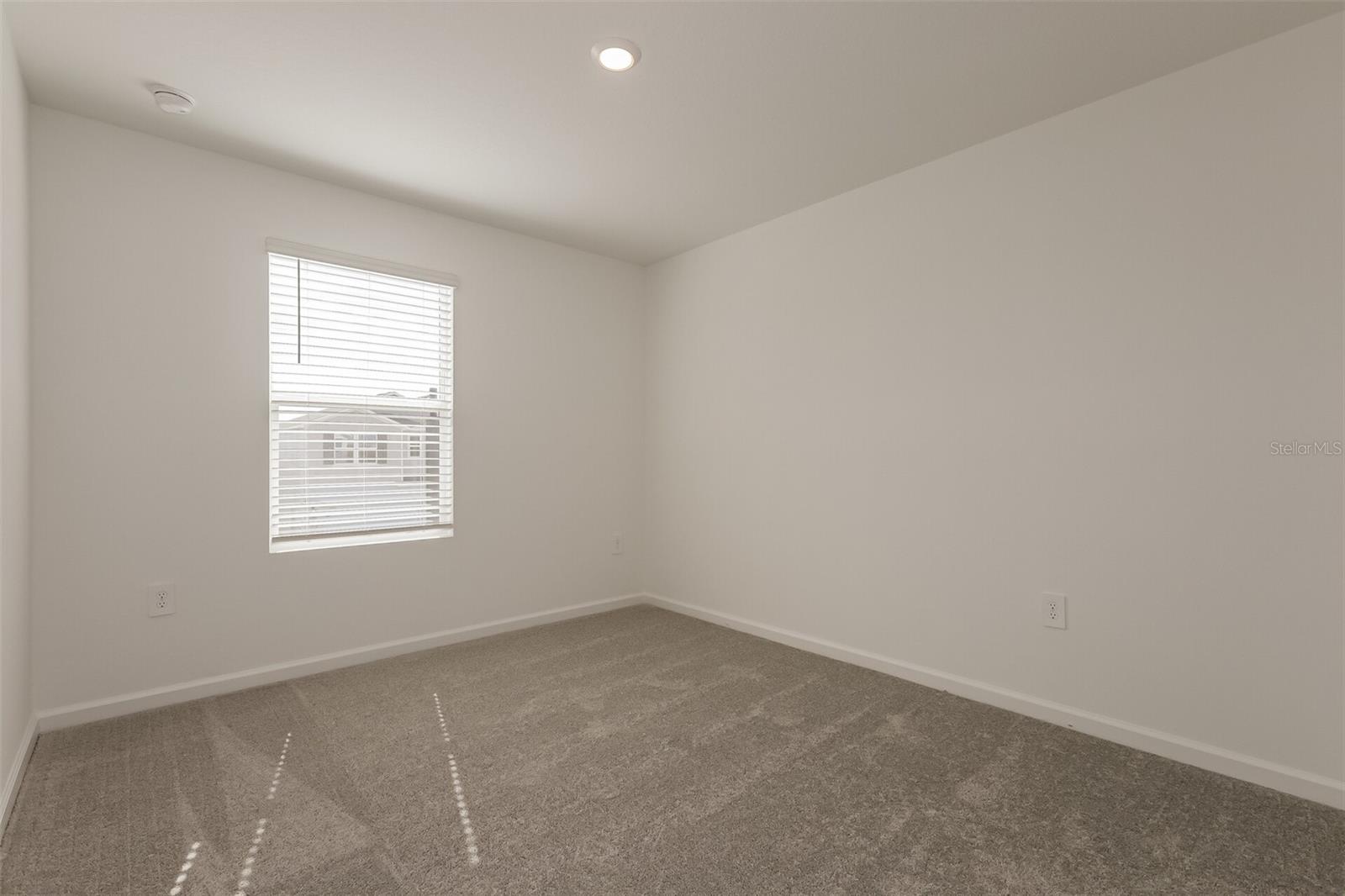 HUNT CLUB/LK WALES PH 1 - Residential Lease