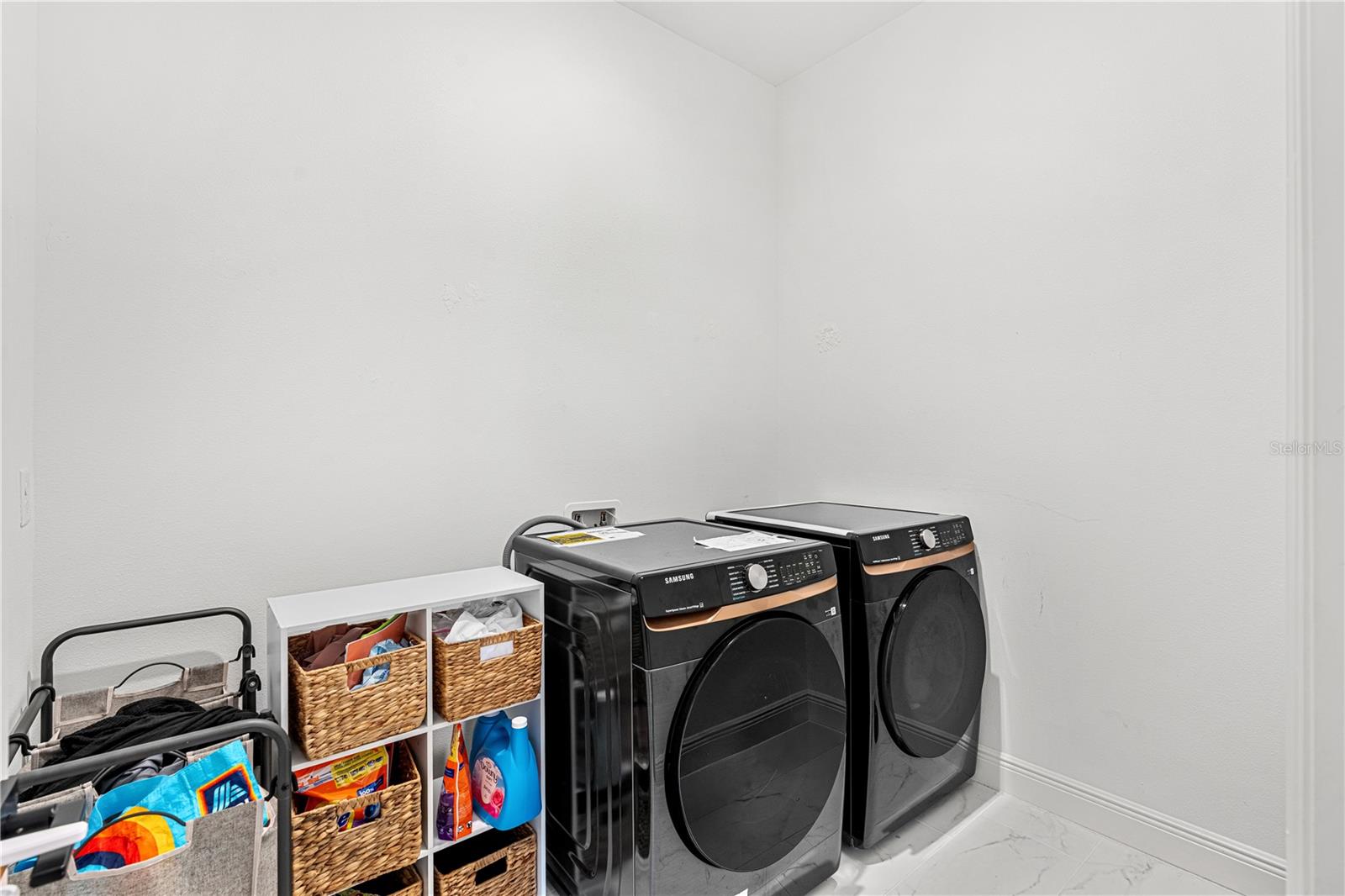 WESLYN PARK PH 3 - Residential