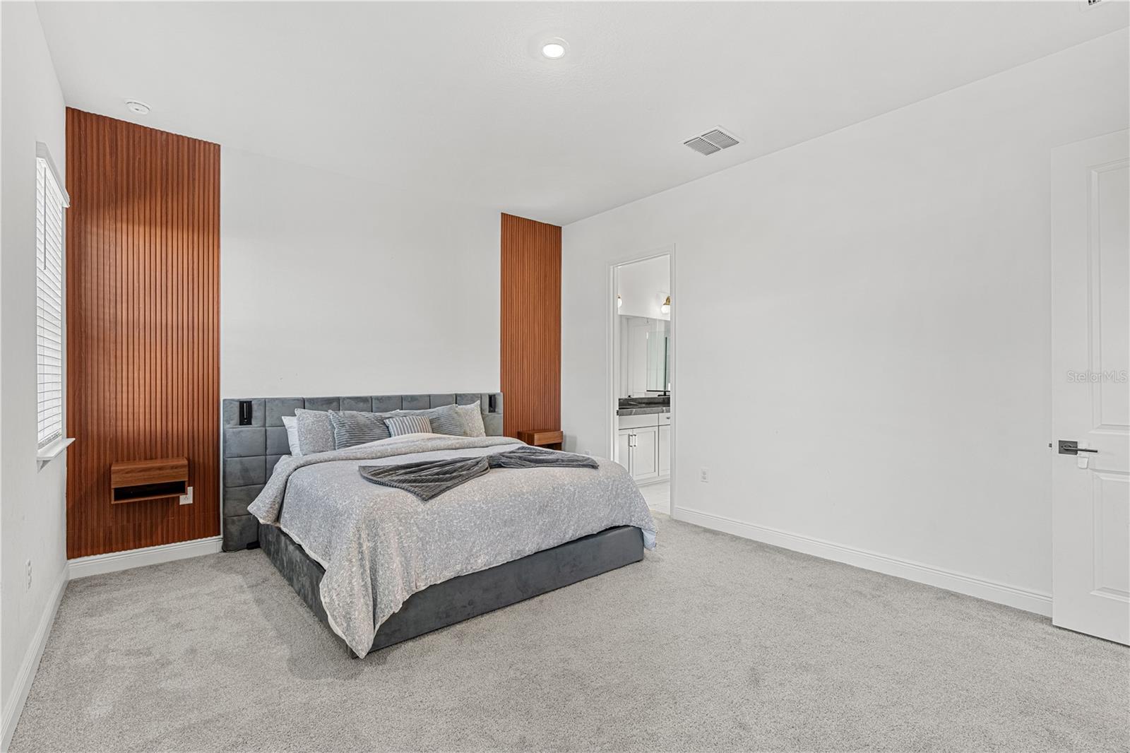 WESLYN PARK PH 3 - Residential