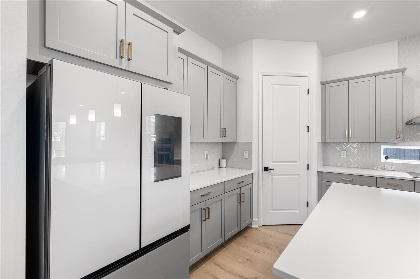 WESLYN PARK PH 3 - Residential