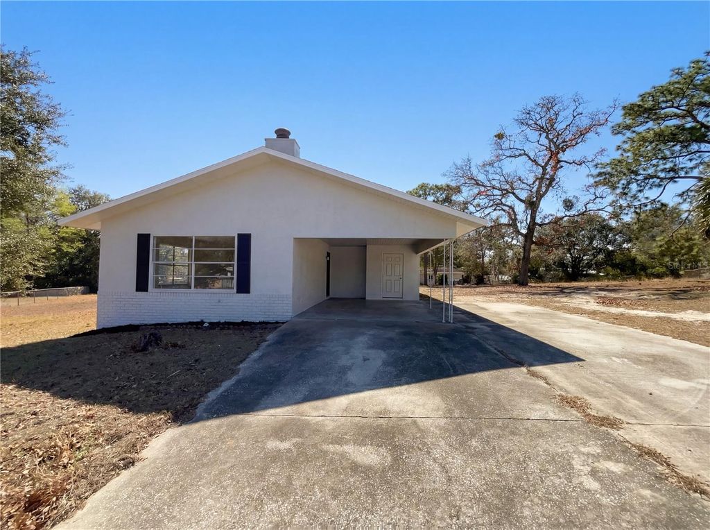 Photo of 8 Bahia Court Loop, Ocala, FL 34472 (MLS # O6383295)