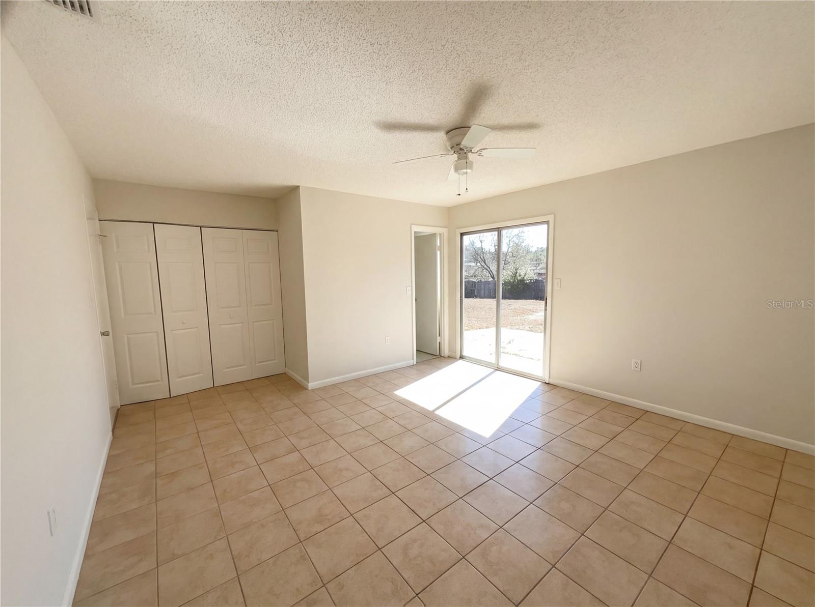 SILVER SPGS SHORES UN 02 - Residential