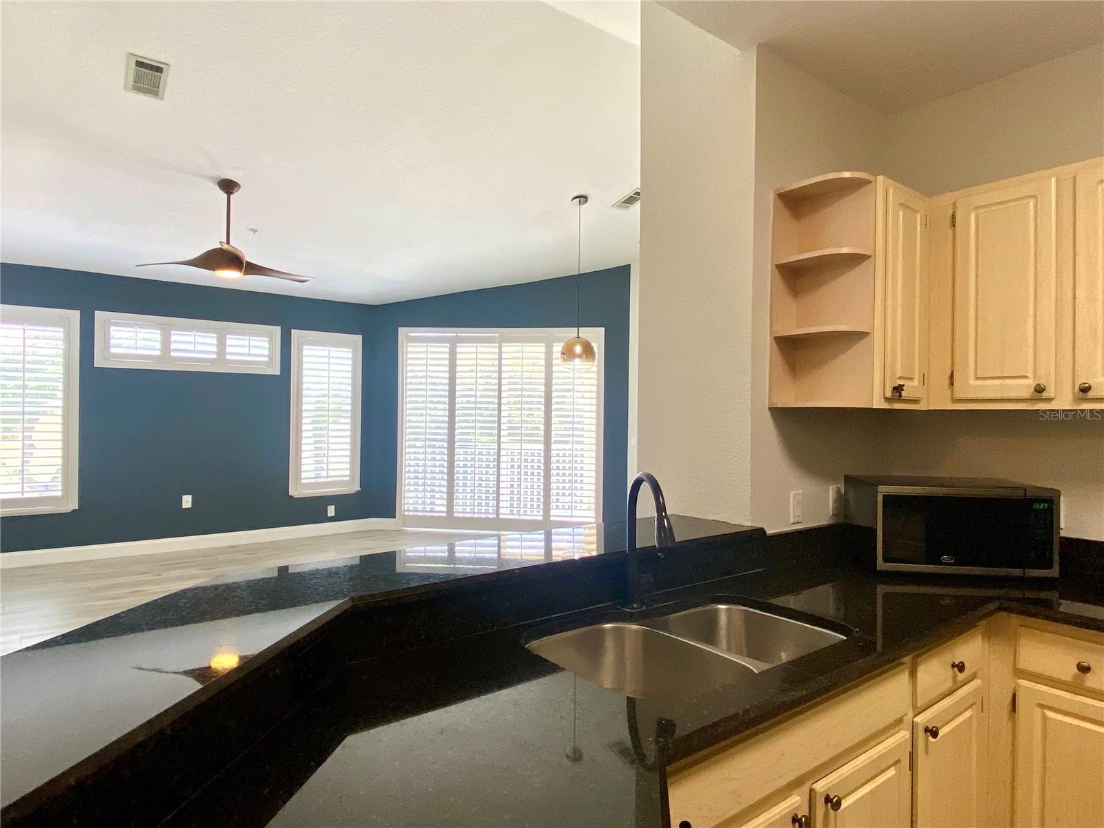 VISCONTI WEST - Residential Lease