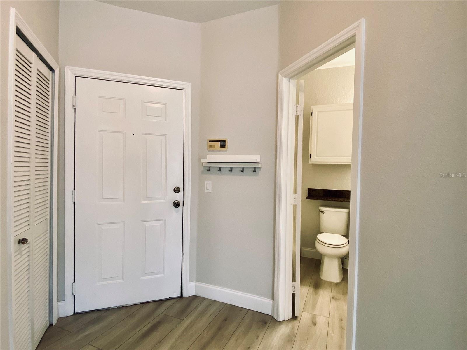 VISCONTI WEST - Residential Lease