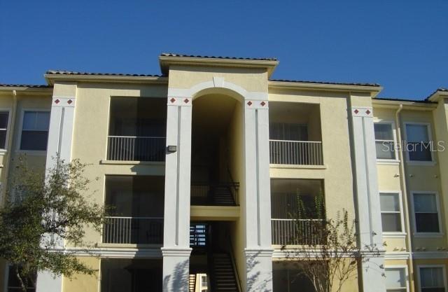 VISCONTI WEST - Residential Lease