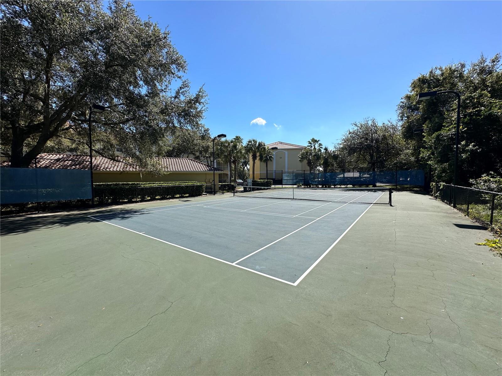 VISCONTI WEST - Residential Lease