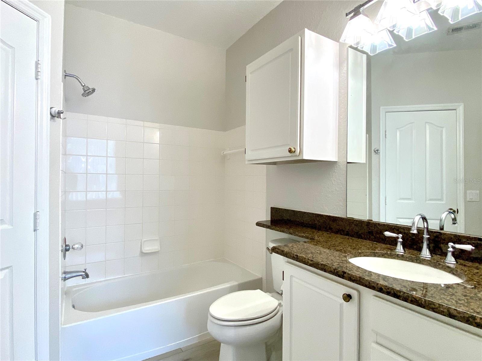 VISCONTI WEST - Residential Lease