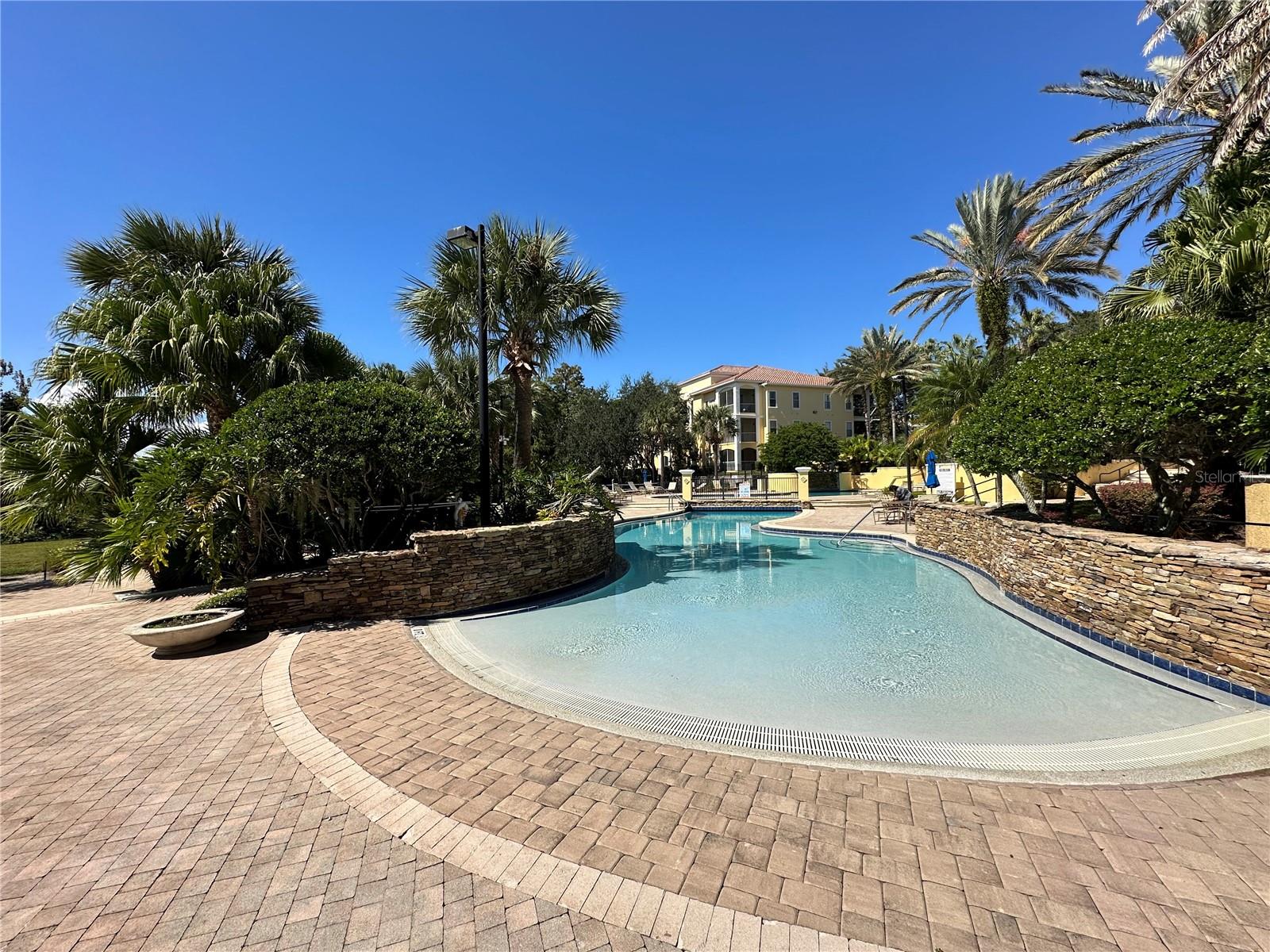 VISCONTI WEST - Residential Lease