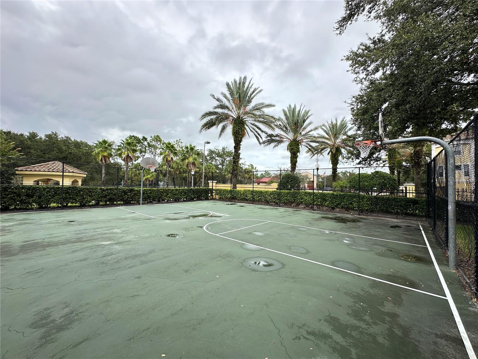 VISCONTI WEST - Residential Lease