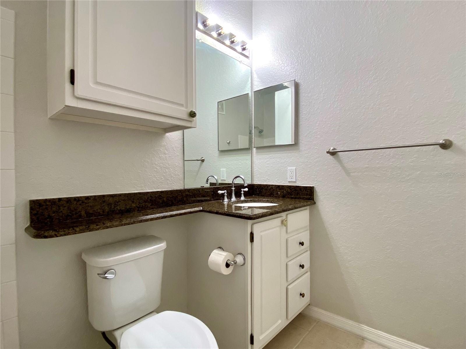 VISCONTI WEST - Residential Lease