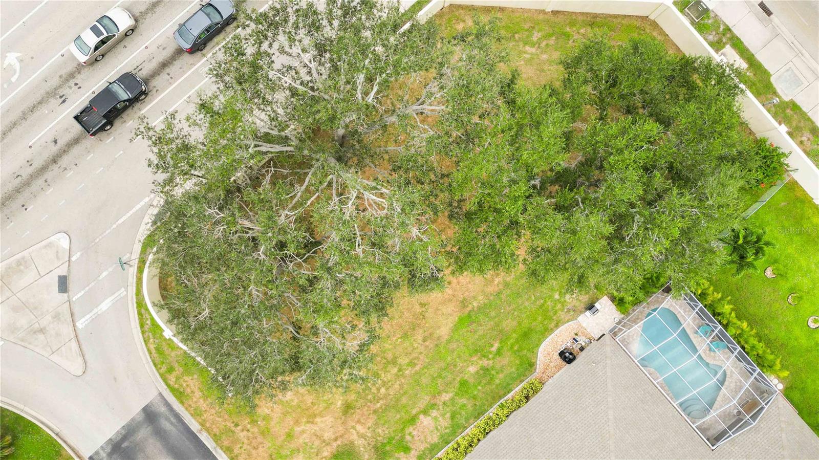 VENICE GARDENS - Land