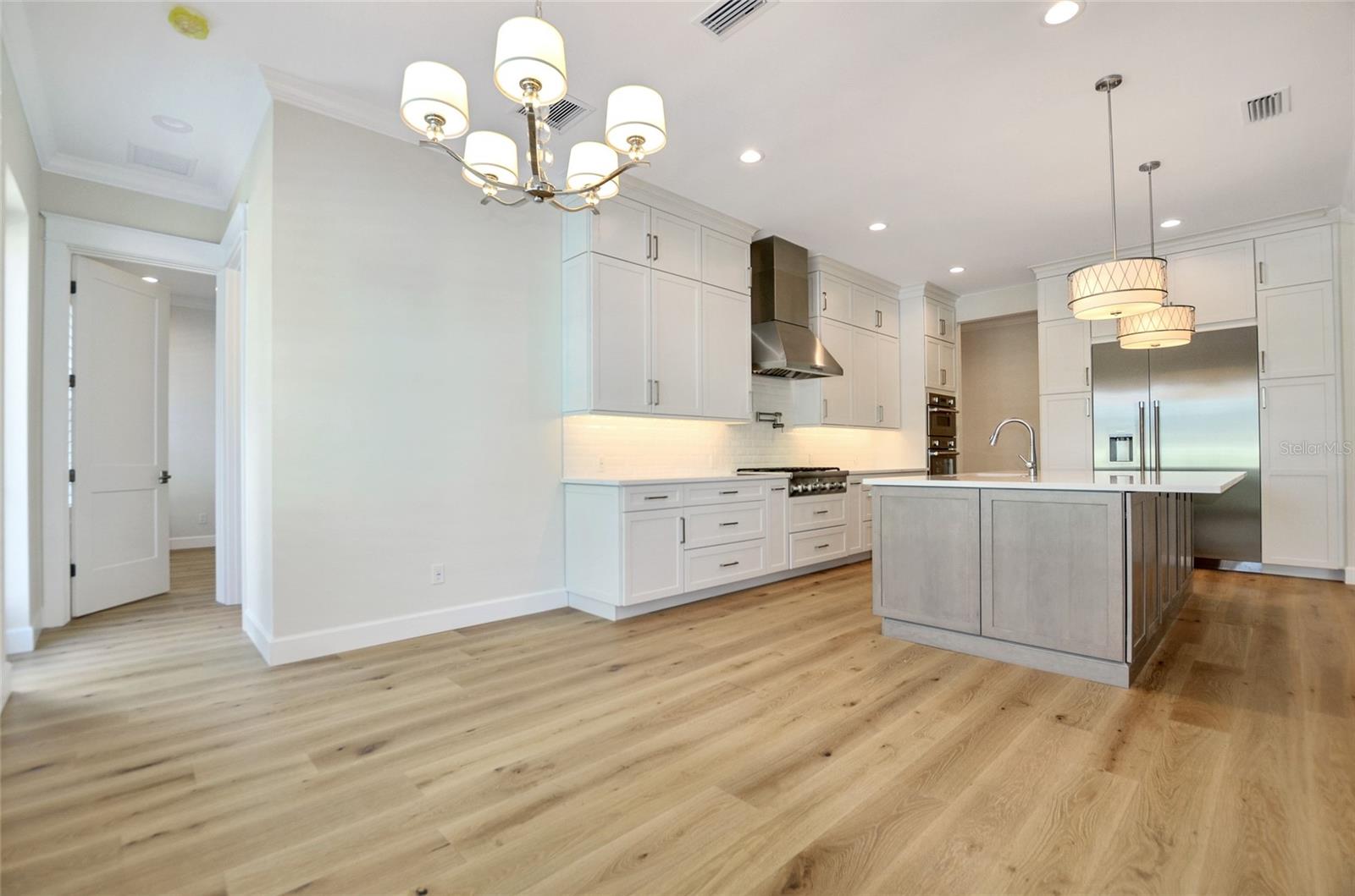 CLAIR MEL SUB UNIT - Residential