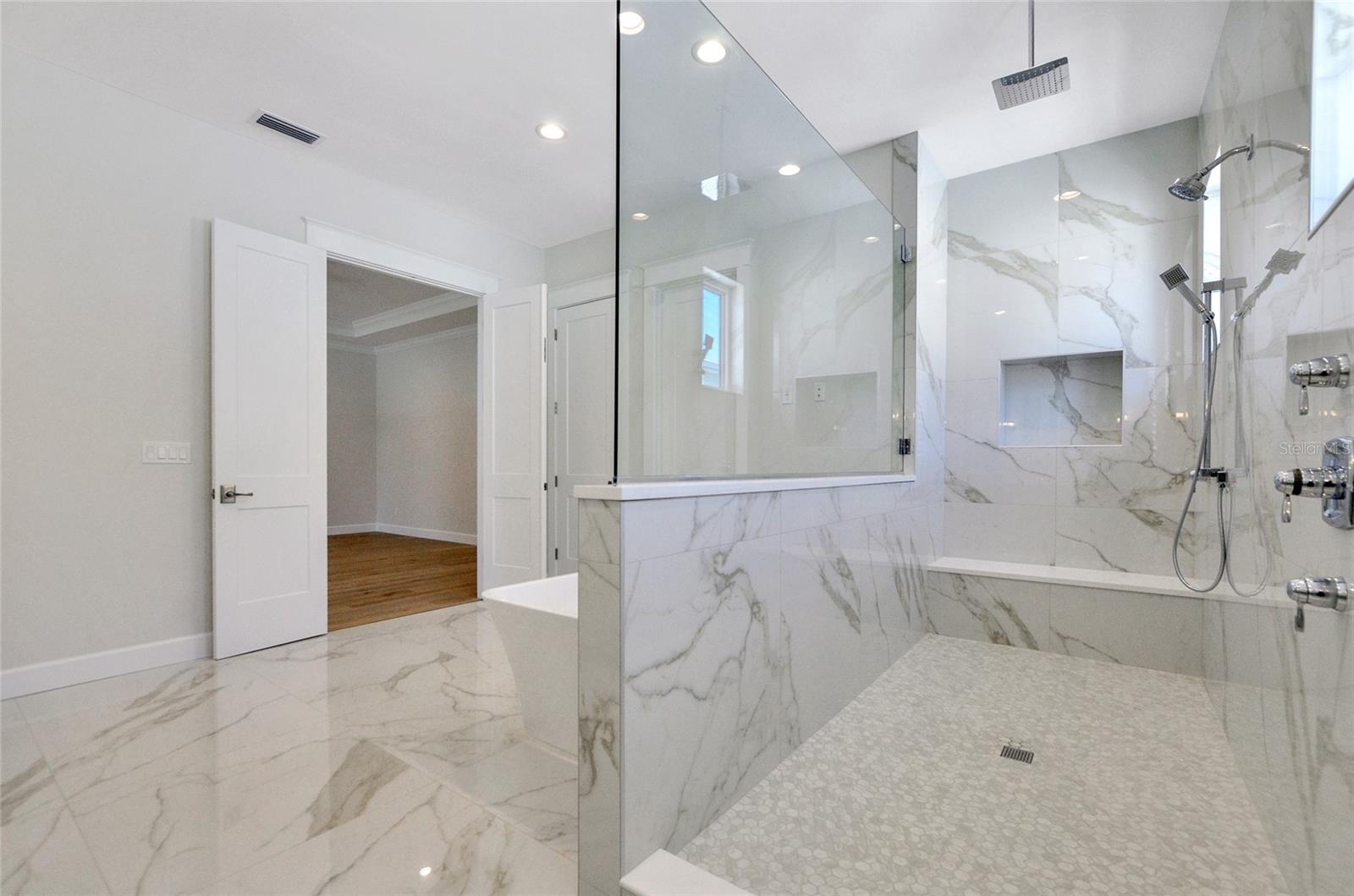 CLAIR MEL SUB UNIT - Residential