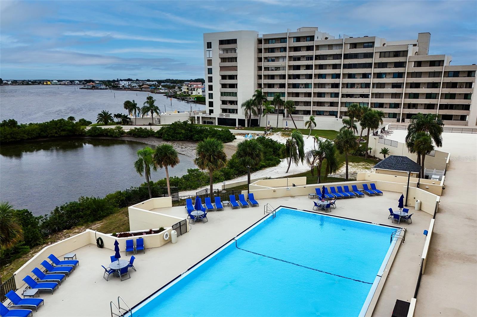 GULF ISLAND BEACH TENNIS - Residential