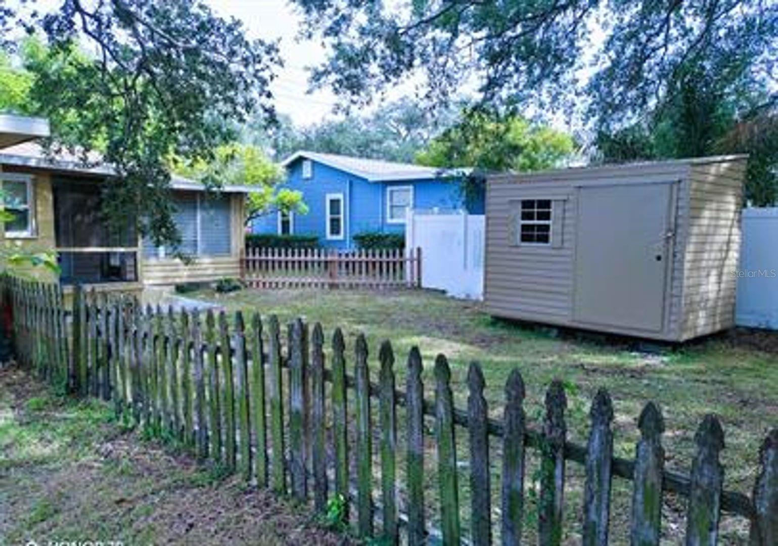 HIGHLAND PARK - Residential Lease