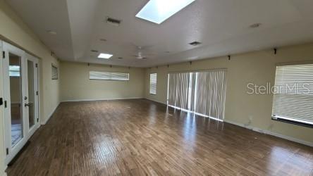 SPRING OAKS UNIT 6 - Residential Lease