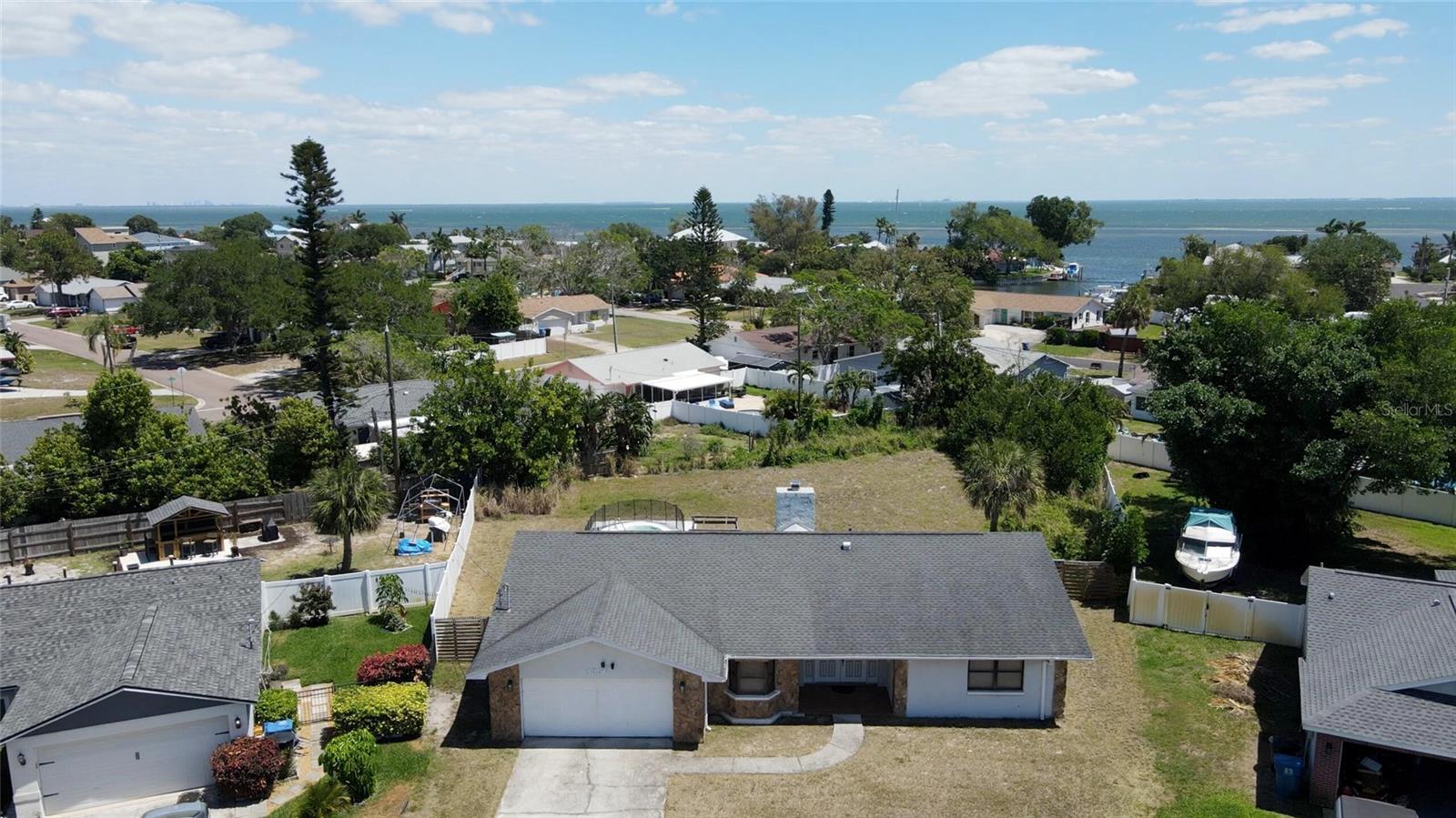 4356 TARPON DRIVE SE