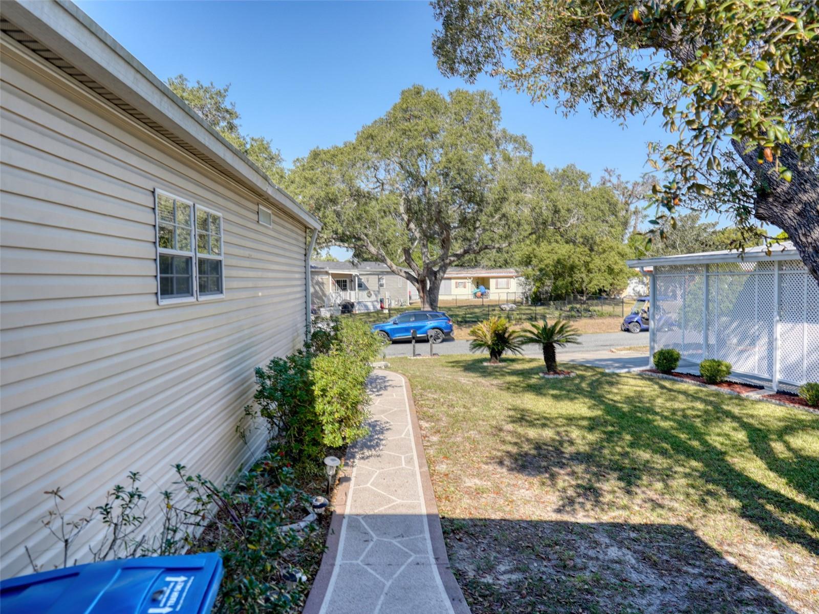 BROOKRIDGE COMM - Residential