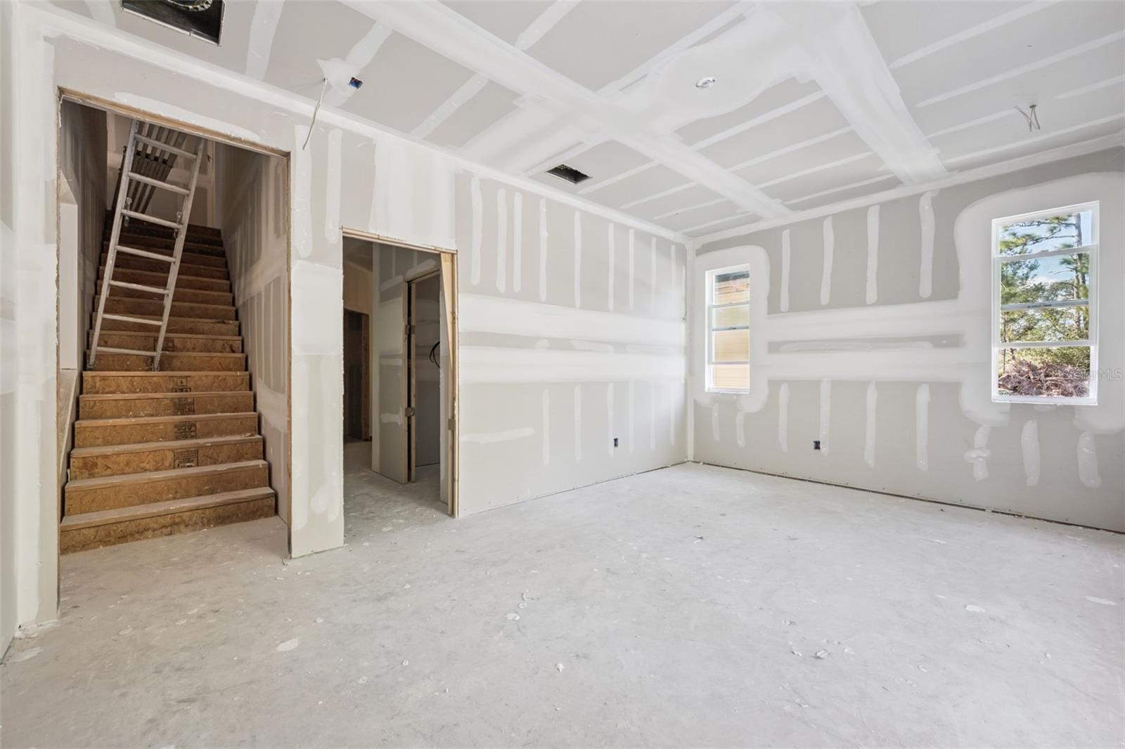 RIVER WOODS 5 ACRE DEV - Residential