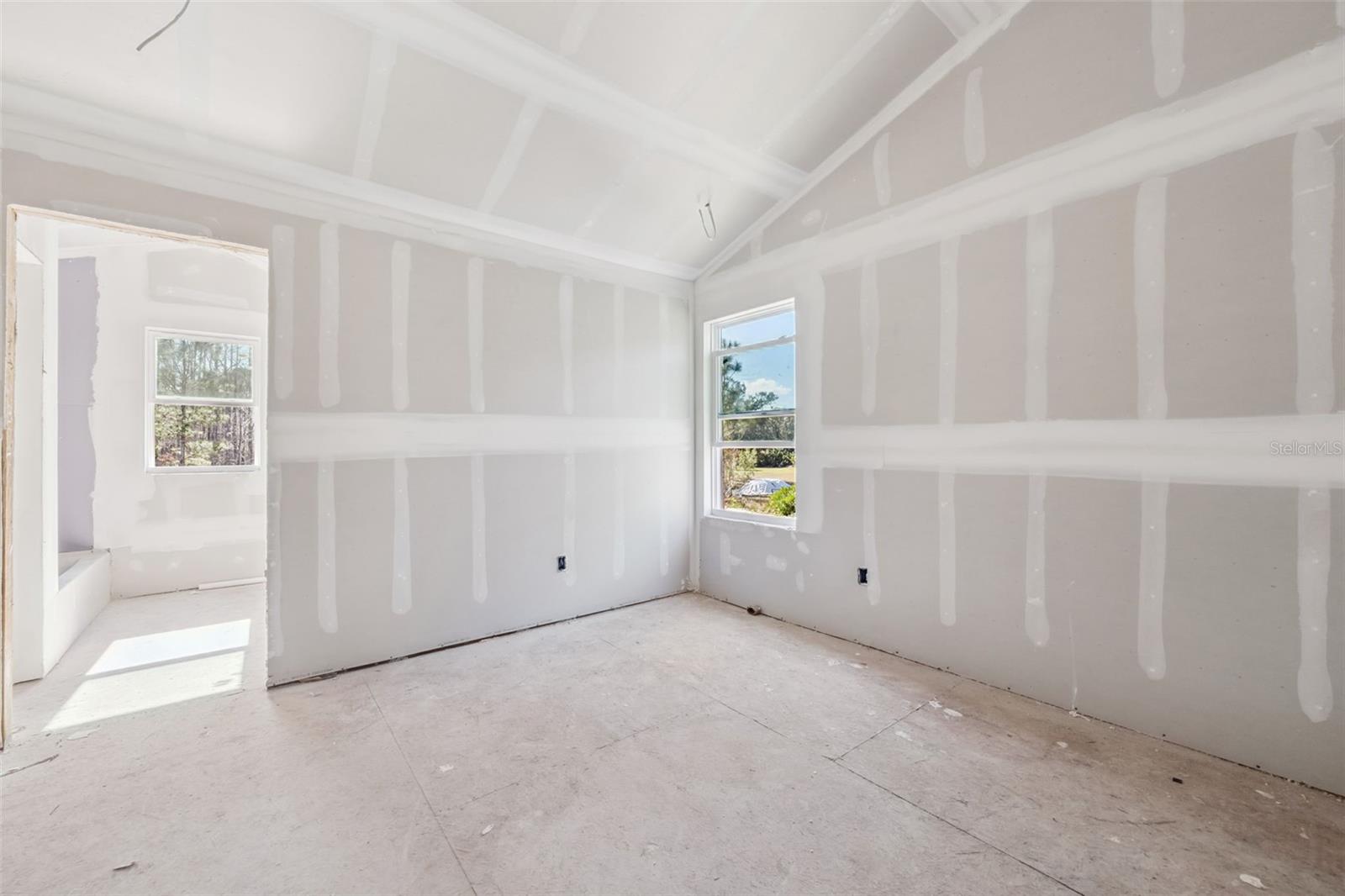 RIVER WOODS 5 ACRE DEV - Residential