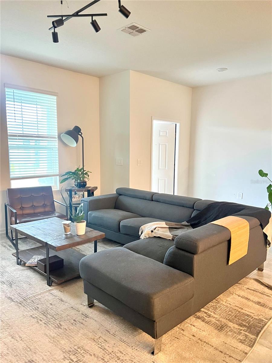 TOHOQUA PH 2 - Residential Lease