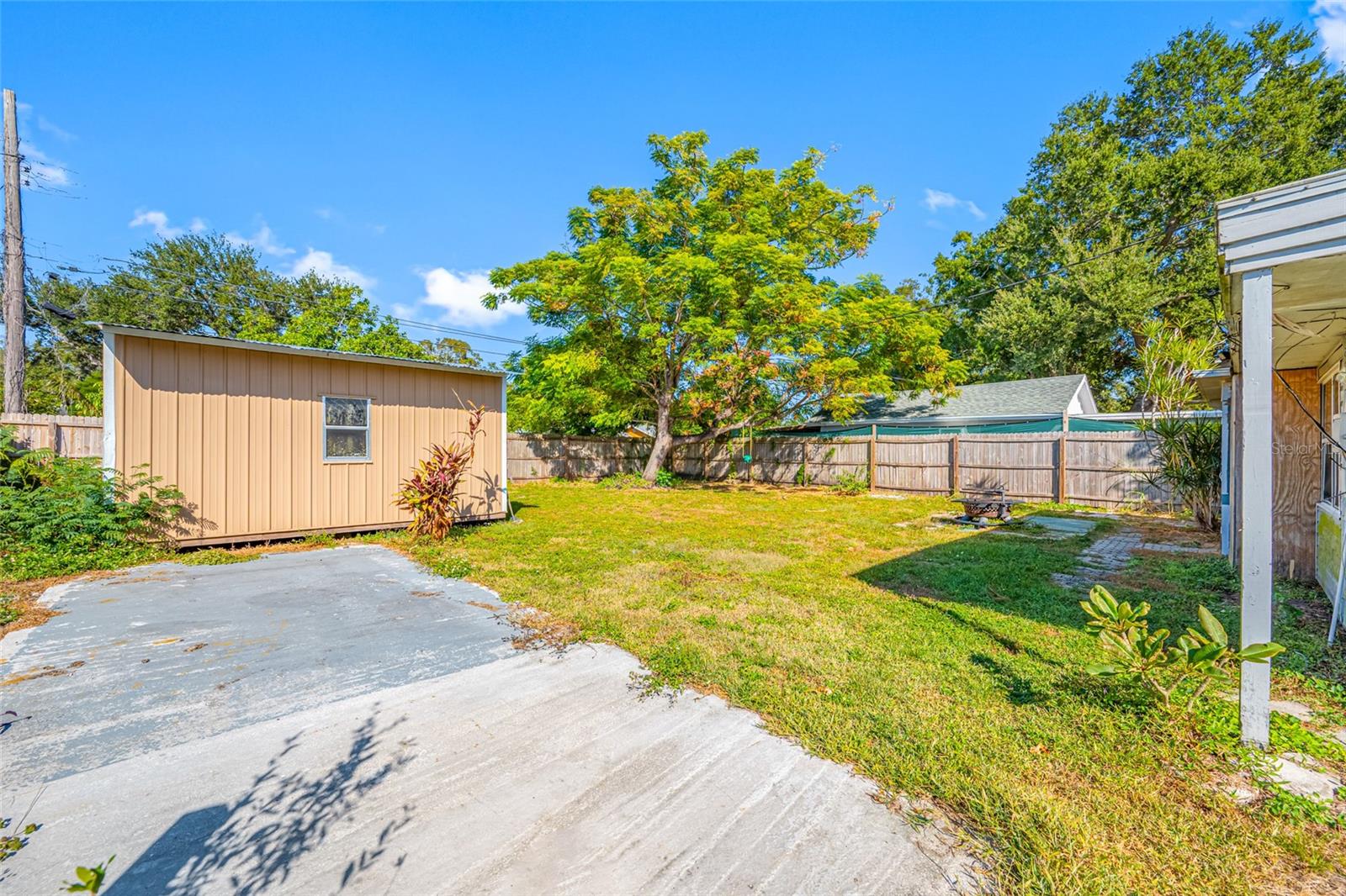 GREENBURG REP - Land