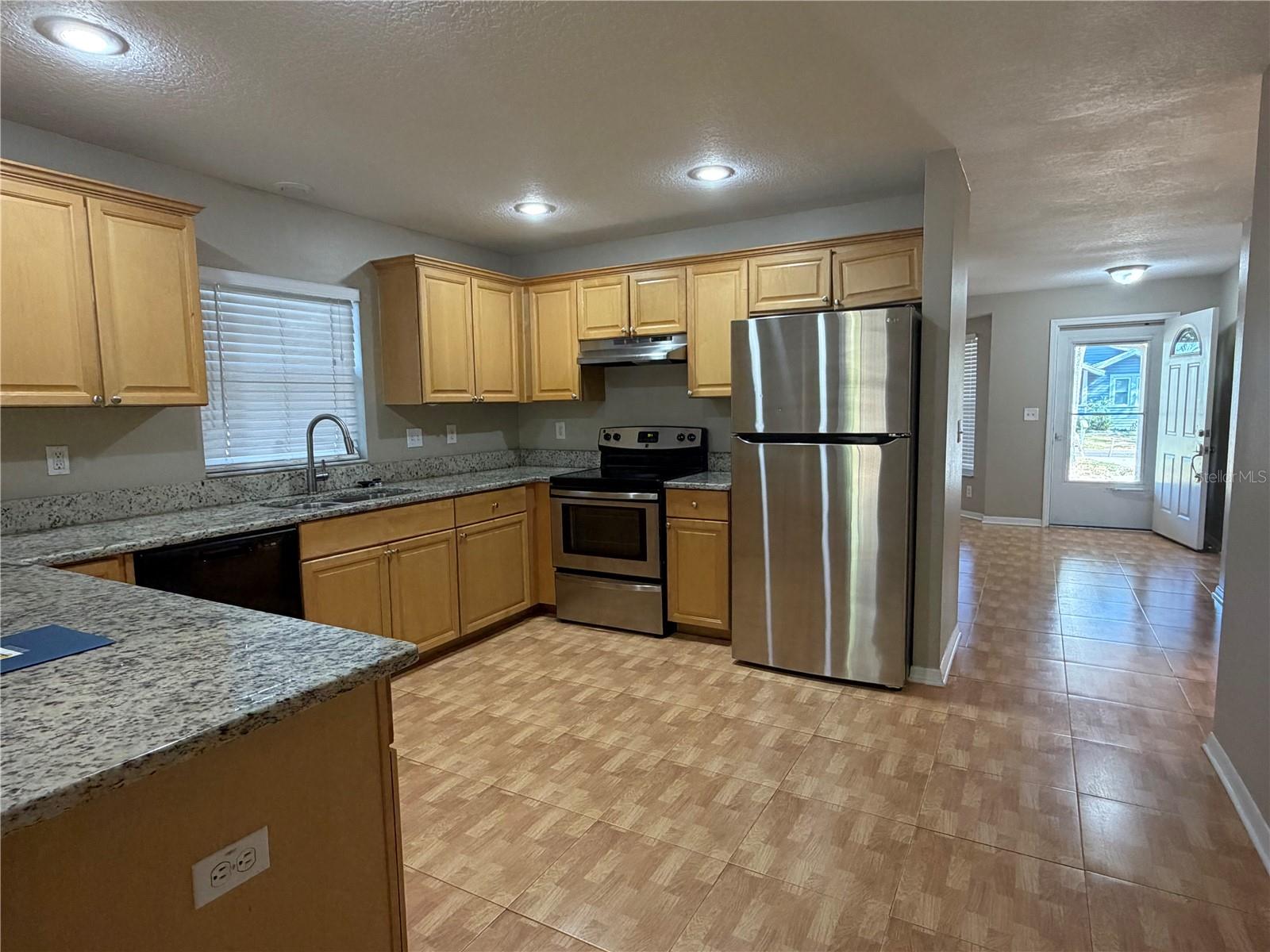 6321 S RICHARD AVENUE