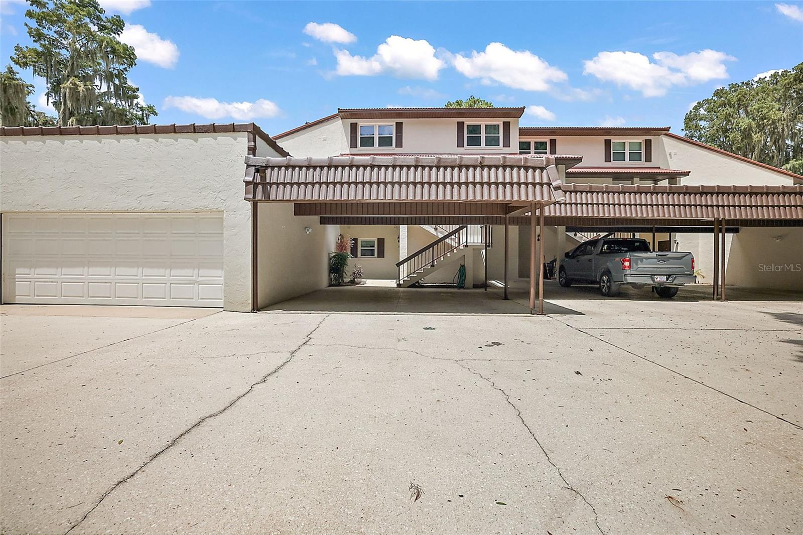 EUSTIS KINGS POINTE CONDO - Residential