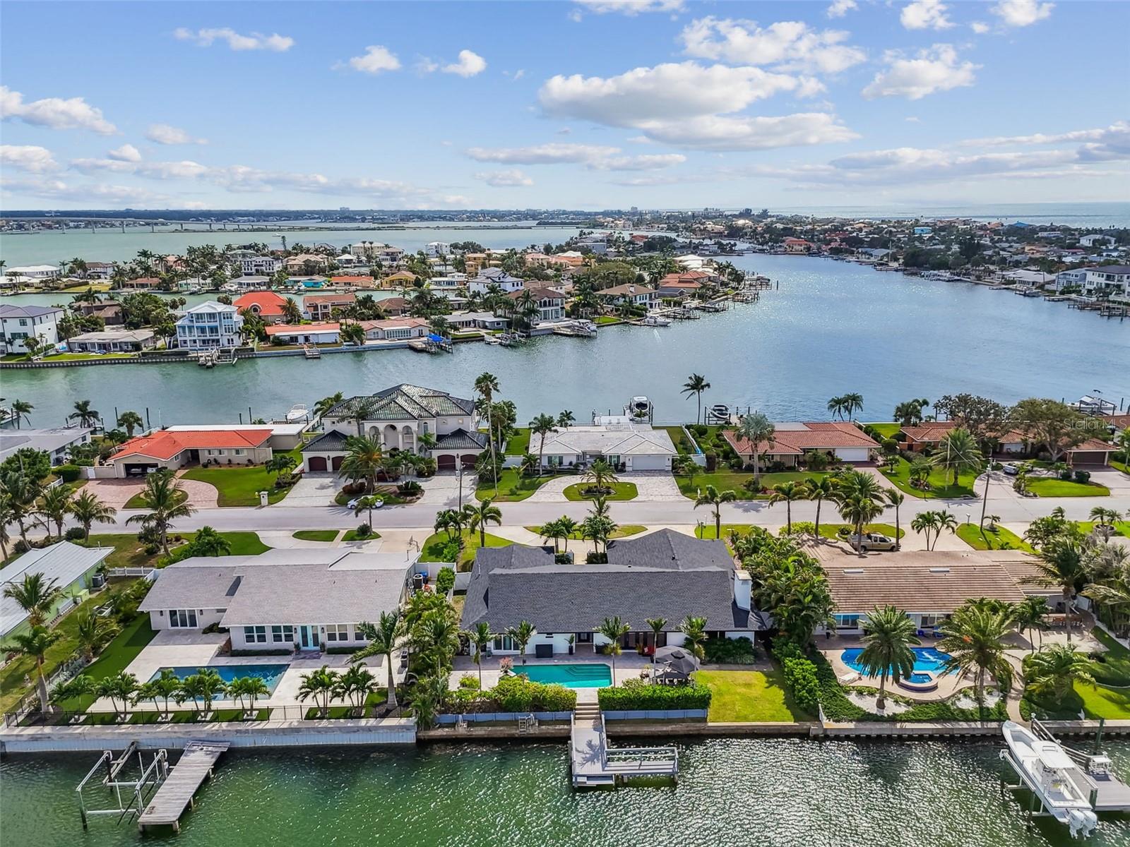 HOWARD ESTATES - Residential