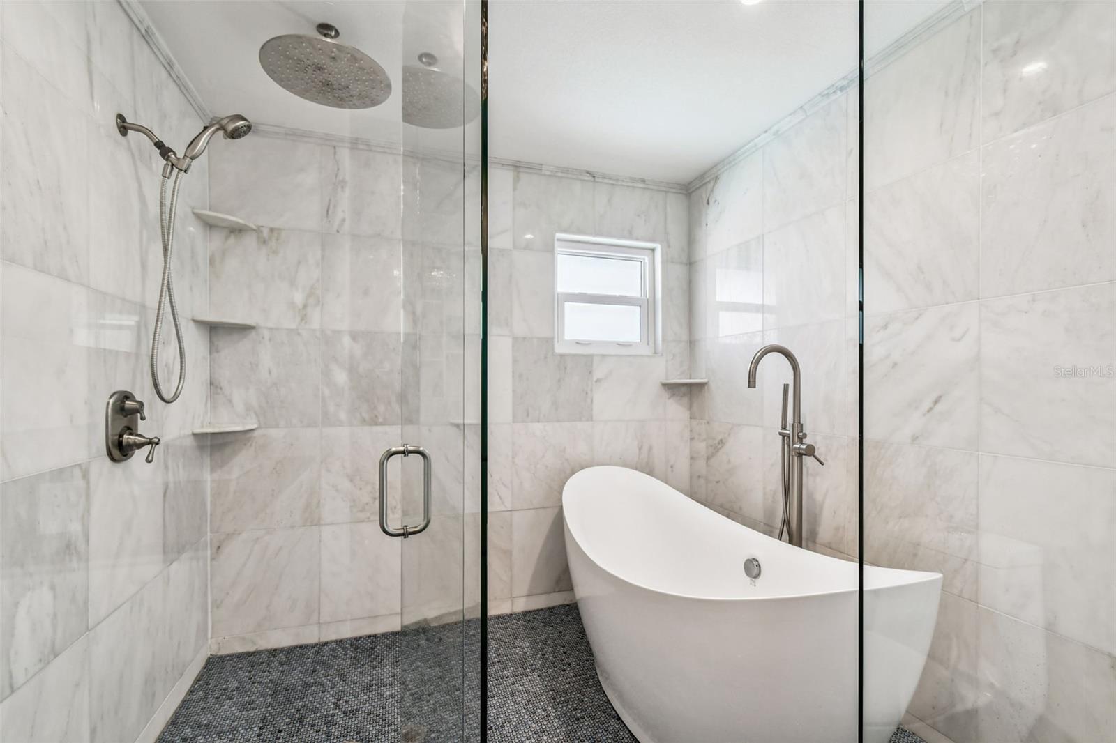 HOWARD ESTATES - Residential