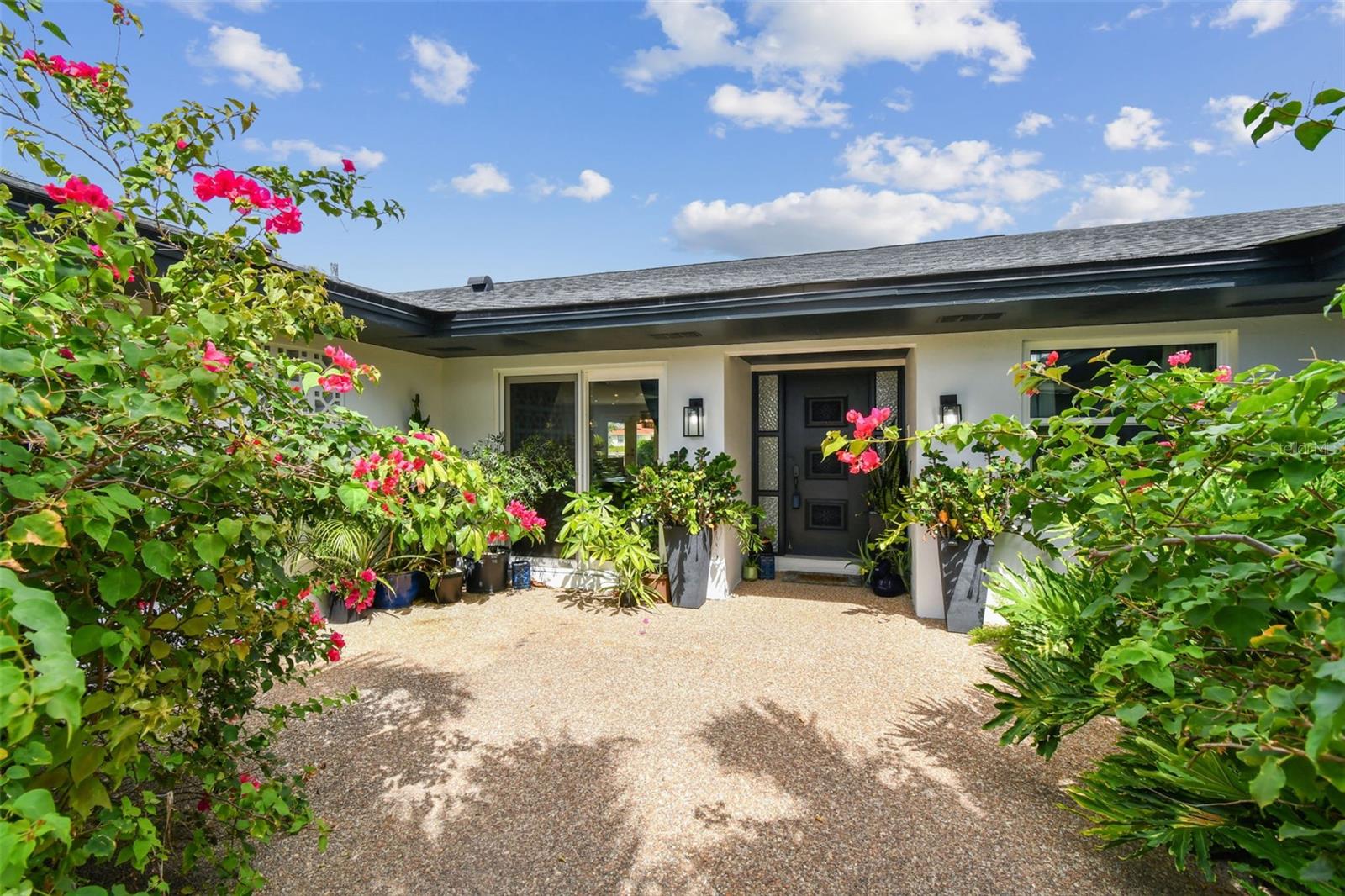 HOWARD ESTATES - Residential