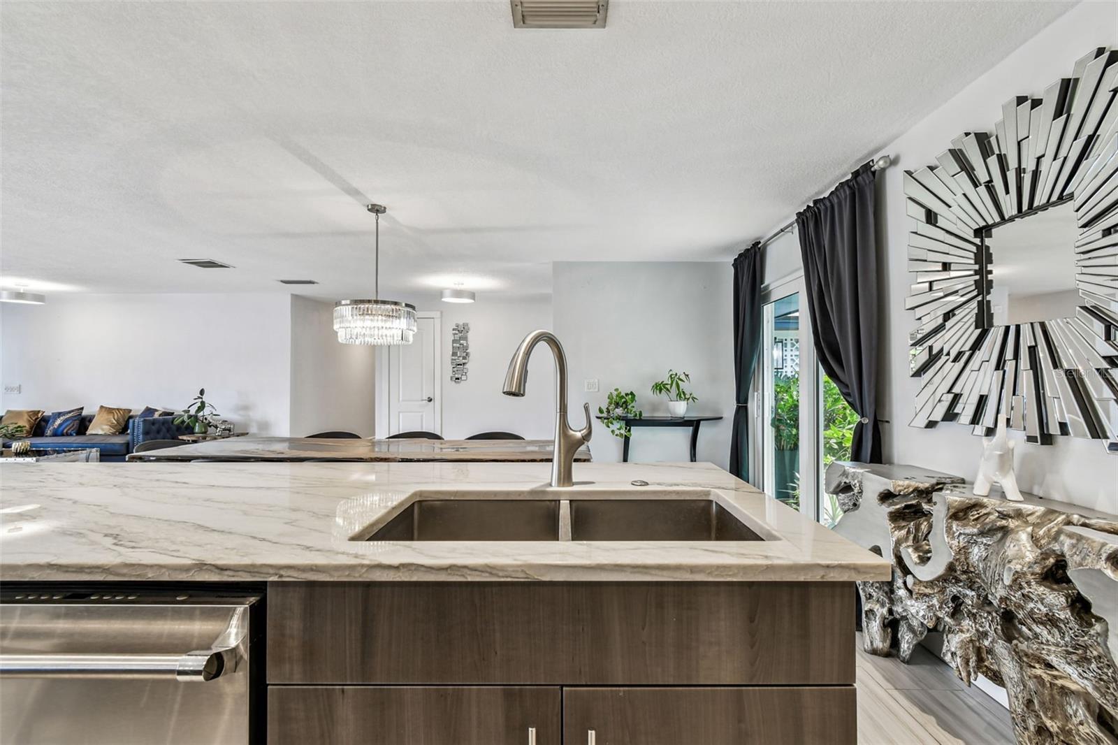 HOWARD ESTATES - Residential