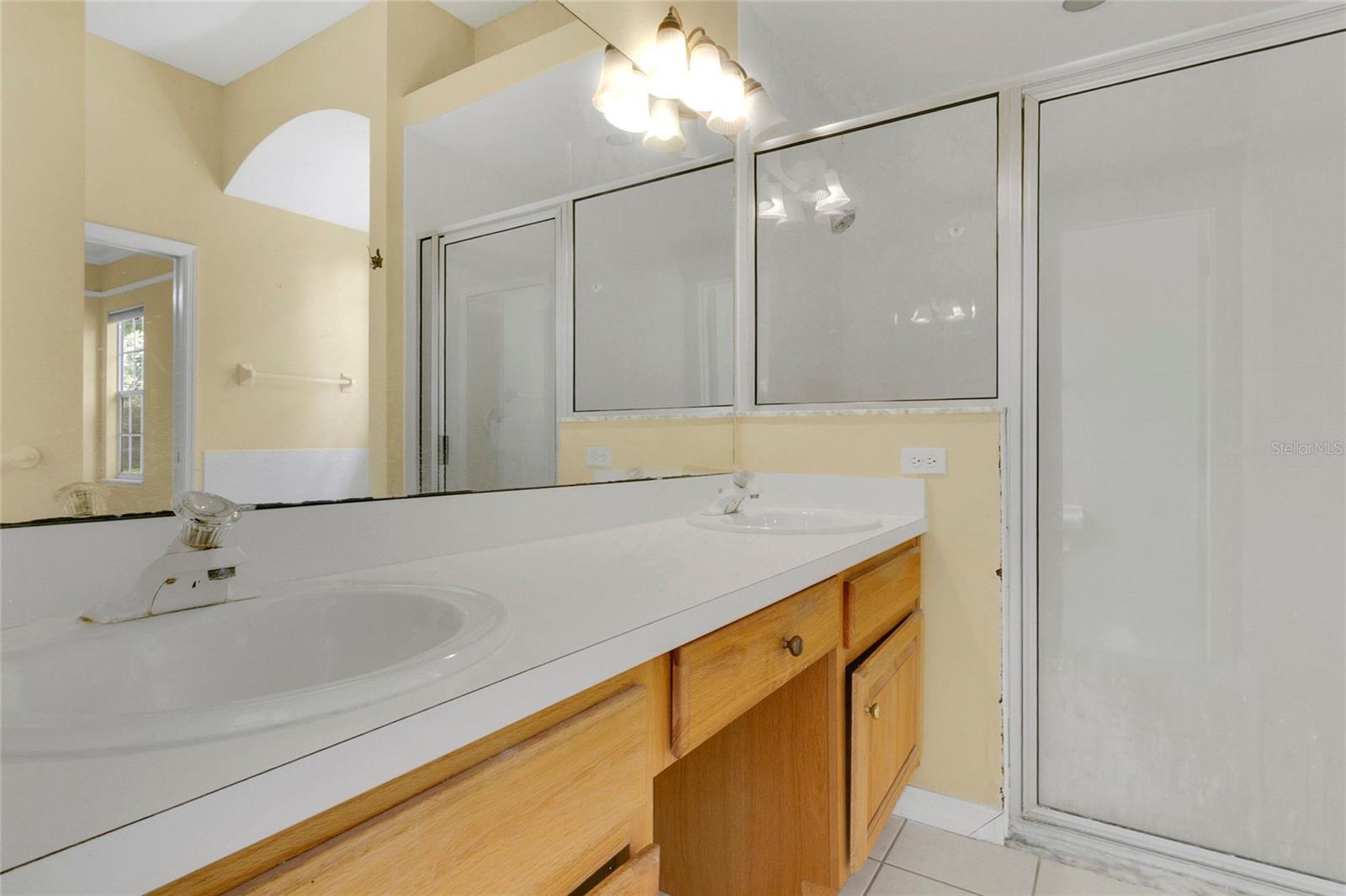 MOUNT DORA PINECREST SUB - Residential