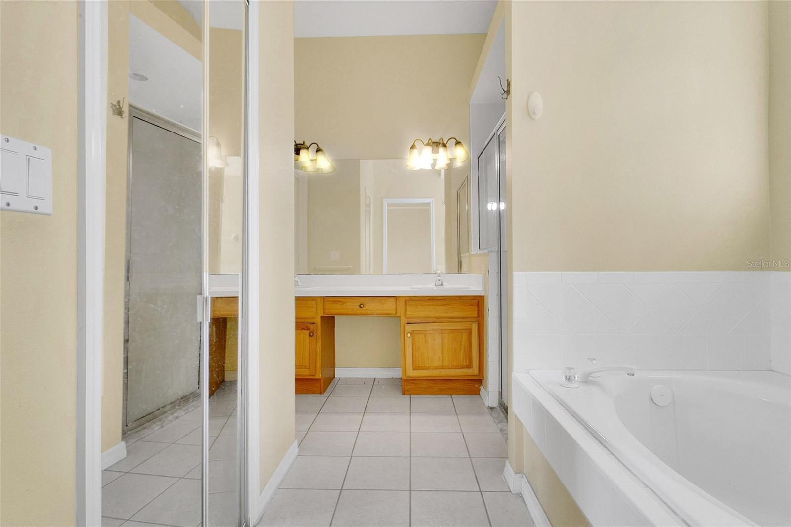 MOUNT DORA PINECREST SUB - Residential