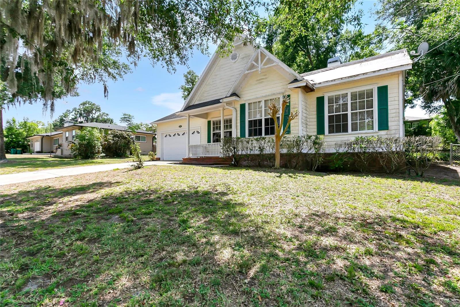 MOUNT DORA PINECREST SUB - Residential
