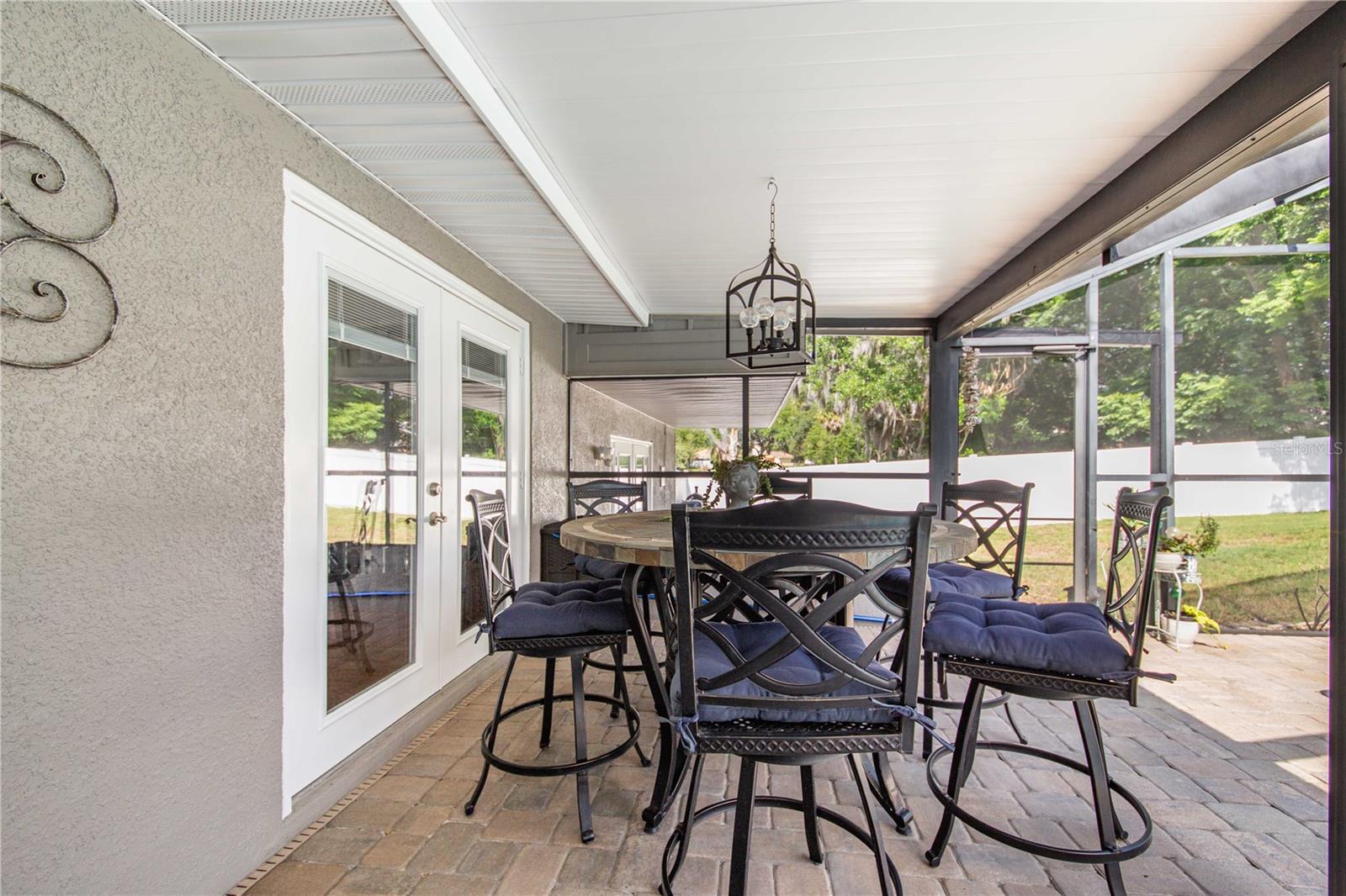 ELOISE WOODS LAKE MARIAM UNIT - Residential