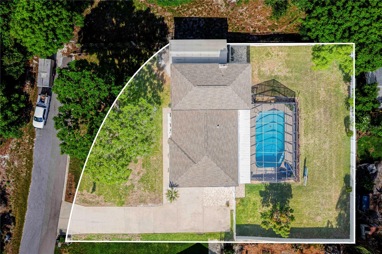 ELOISE WOODS LAKE MARIAM UNIT - Residential