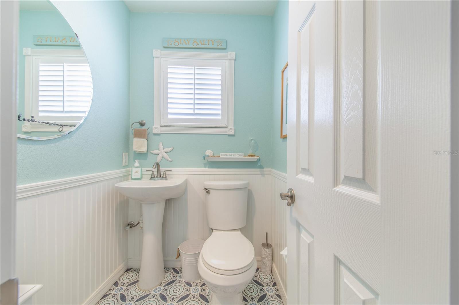 ELOISE WOODS LAKE MARIAM UNIT - Residential