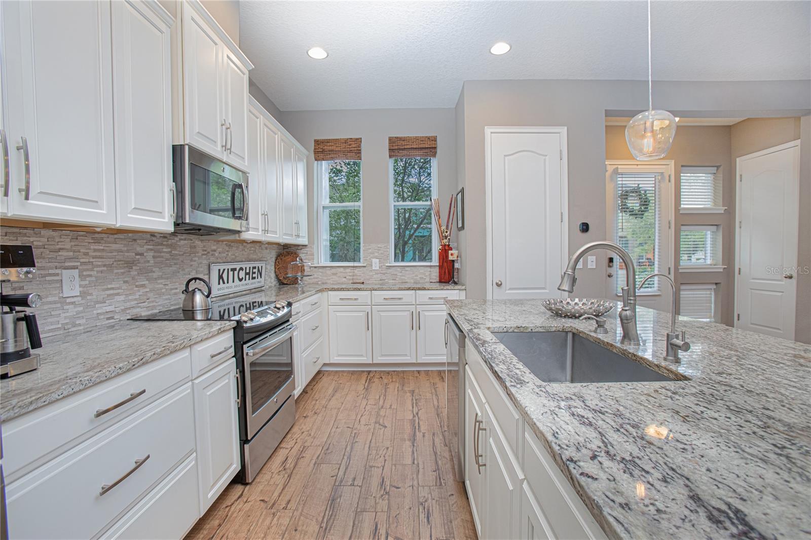 LAUREATE PARK - Residential