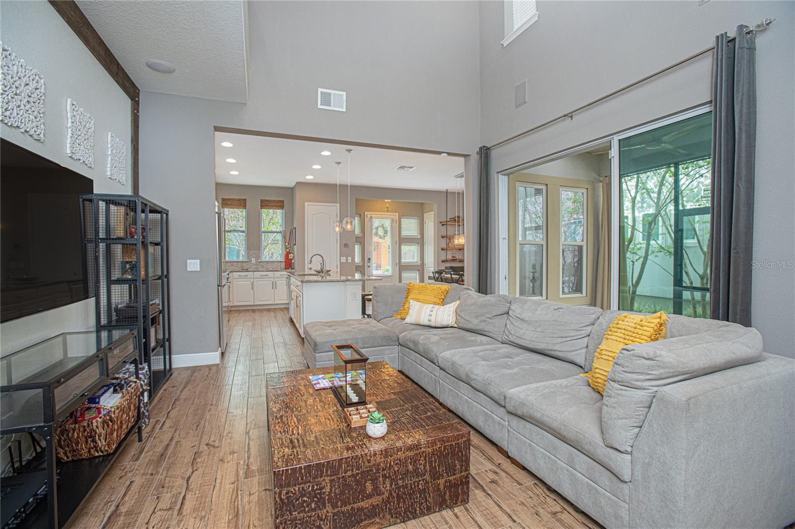 LAUREATE PARK - Residential