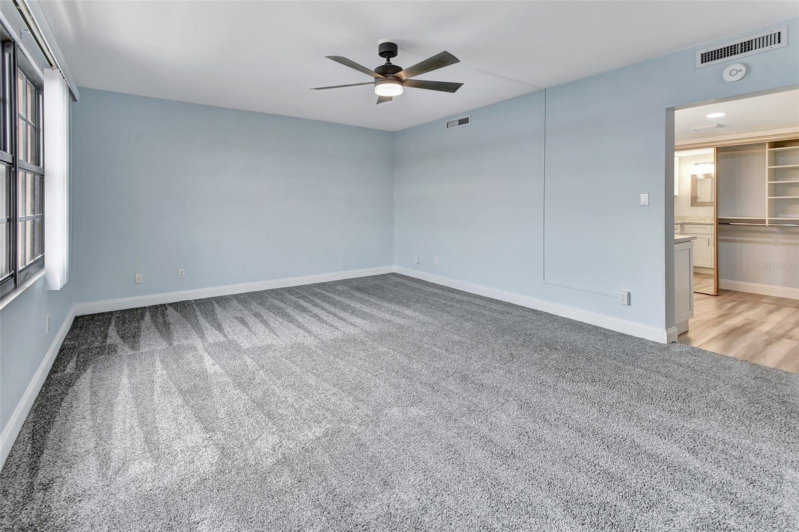 MARINA POINT PH 01 CONDO - Residential